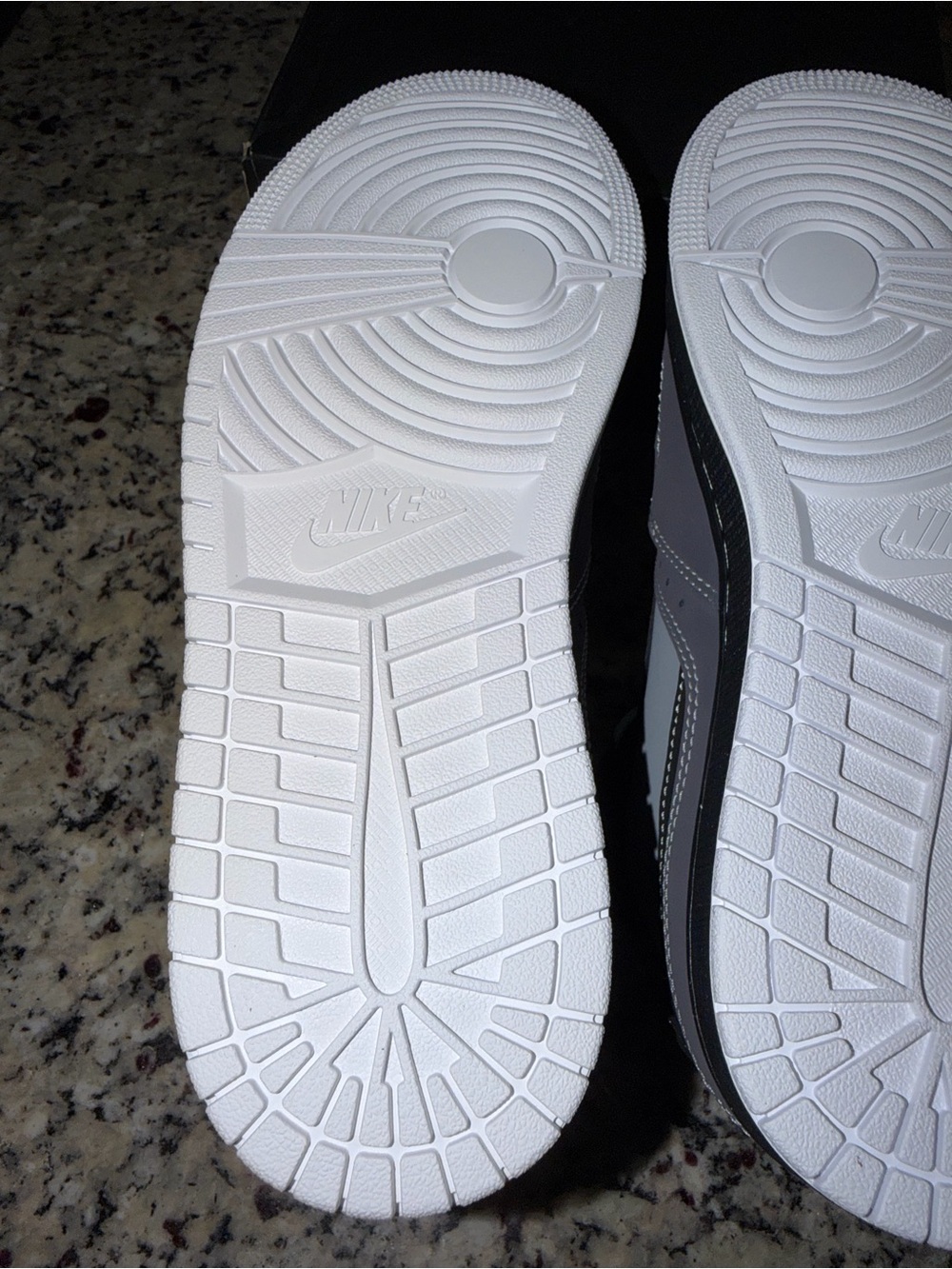 Size 7.5 Jordan 1 Flight Gray SKU 372704-002 Brand New - Picture 10 of 11